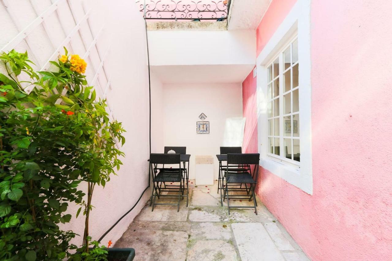2 Bedroom Apartment With Patio Next To Avenida Da Liberdade Lisbon Exterior photo