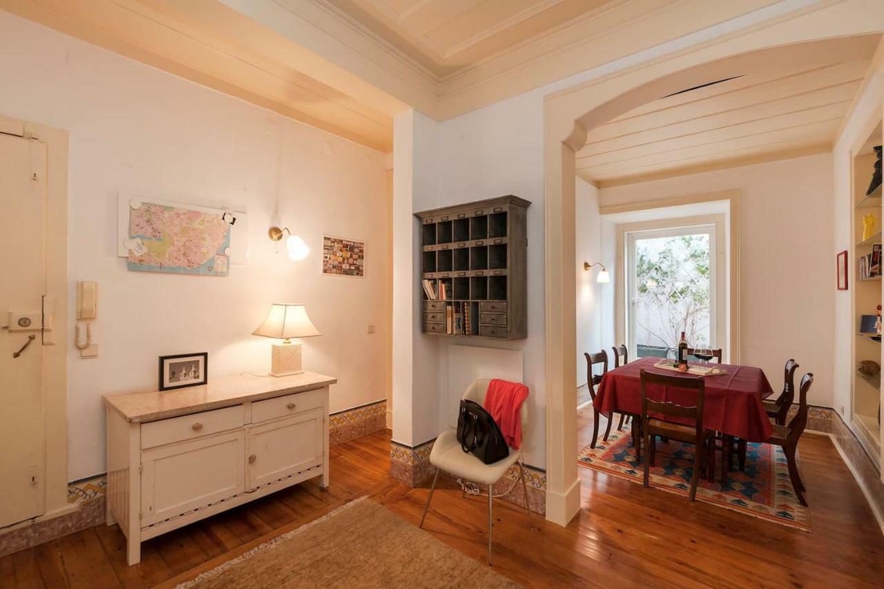 2 Bedroom Apartment With Patio Next To Avenida Da Liberdade Lisbon Exterior photo